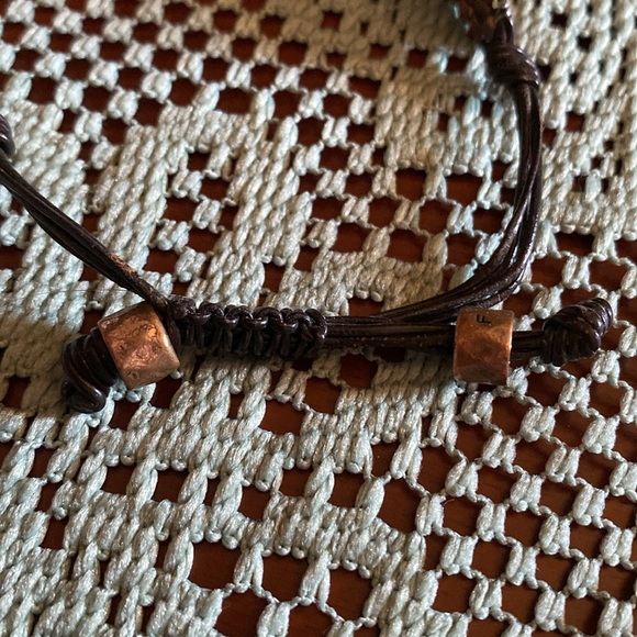 Vintage Bracelets Designer Fossil Gold-Tone Beaded Adjustable Black Cord Wrap - Picture 3 of 5